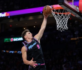 开云体育App-拉松谈与德罗赞冲突：啥也没说也没挑事 只是把他说的回敬他一下