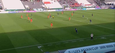 1768433231771096668.gif 国足.gif